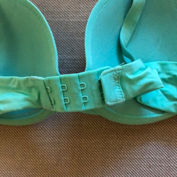 Victoria’s Secret Lined Demi Bra - Picture 6 of 6